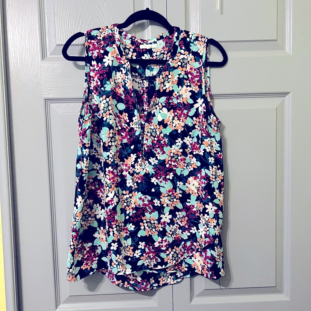 Maurice’s | Womens Blouse | Floral Pattern and Front Clasp